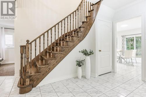 30 Crimson Court, Richmond Hill, ON - Indoor Photo Showing Other Room