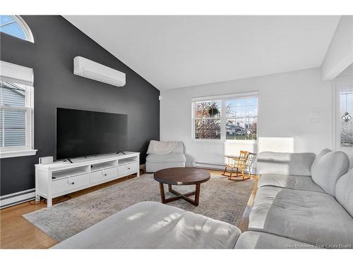 162 Twin Oaks Dr, Moncton, NB 