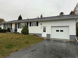 13 Bramalea AVE  Miramichi, NB E1N 1Z8