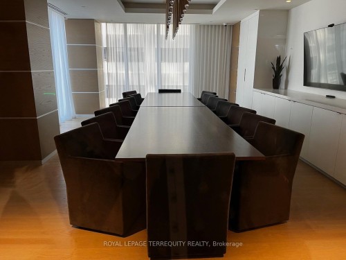 1609-188 Cumberland Street, Toronto, ON - Indoor
