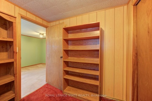 930 Upper Ottawa Street, Hamilton, ON - Indoor Photo Showing Other Room