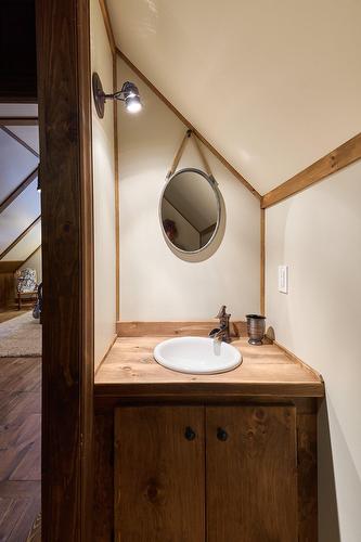 Powder room - 6265 Ch. Des Hauteurs, Sainte-Adèle, QC - Indoor Photo Showing Bathroom