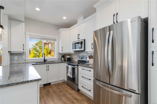 1182 Sikorsky Rd, Langford, BC 