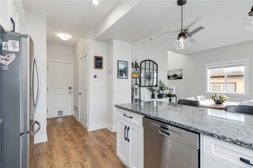 1182 Sikorsky Rd, Langford, BC 