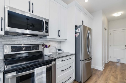 1182 Sikorsky Rd, Langford, BC 