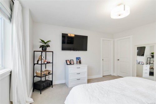 1182 Sikorsky Rd, Langford, BC 