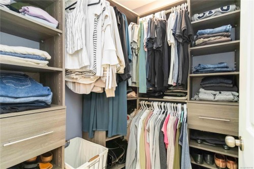 1182 Sikorsky Rd, Langford, BC 