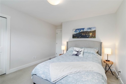 1182 Sikorsky Rd, Langford, BC 