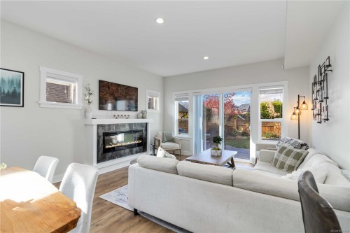 1182 Sikorsky Rd, Langford, BC 