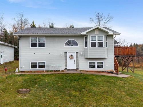 17 Bon Way Drive, Enfield, NS 