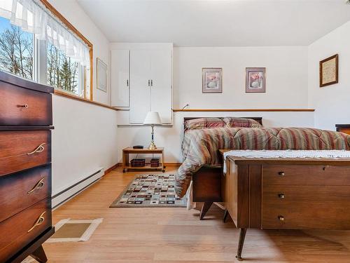 17 Bon Way Drive, Enfield, NS 