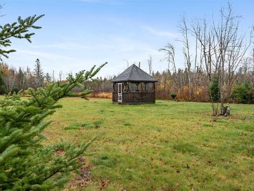 17 Bon Way Drive, Enfield, NS 