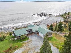 6969 Highway 3  Hunts Point, NS B0T 1G0