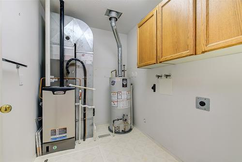 10-1209 Brookside Avenue, Kelowna, BC - Indoor