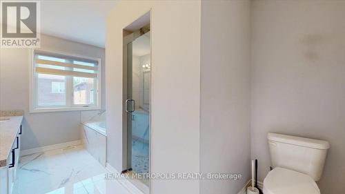 84 Iceland Poppy Trail, Brampton, ON - Indoor Photo Showing Bathroom