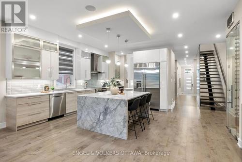190 Northwestern Avenue, Ottawa, ON - Indoor Photo Showing Kitchen With Upgraded Kitchen