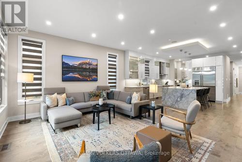 190 Northwestern Avenue, Ottawa, ON - Indoor Photo Showing Living Room