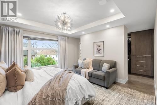 190 Northwestern Avenue, Ottawa, ON - Indoor Photo Showing Bedroom