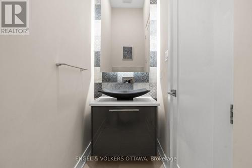 190 Northwestern Avenue, Ottawa, ON - Indoor