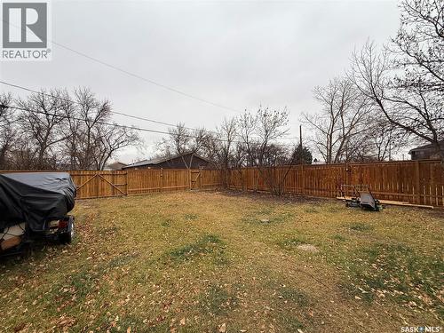 912 Larson Crescent, Eston, SK - Outdoor