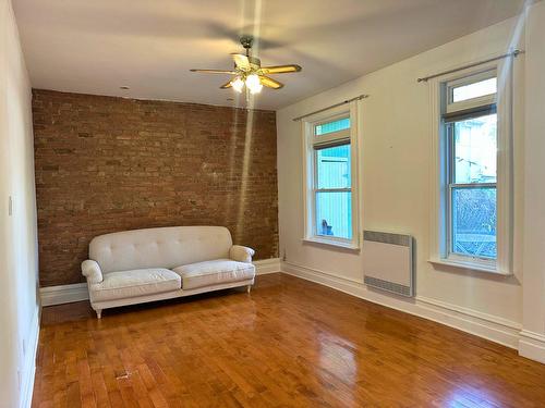 Living room - 4293 Rue Chambord, Montréal (Le Plateau-Mont-Royal), QC - Indoor Photo Showing Other Room