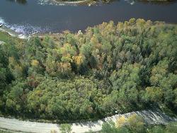 Ch. de l'Érablière  Latulipe-Et-Gaboury, QC J0Z 2N0