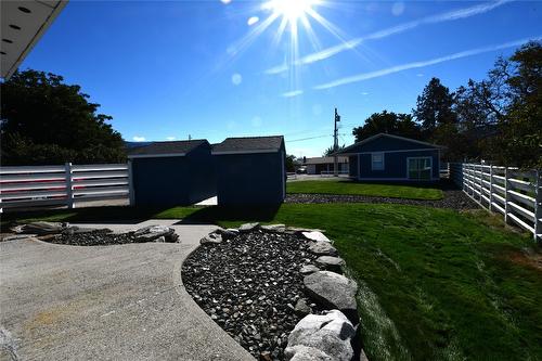 324 Windsor Avenue, Penticton, BC - Outdoor