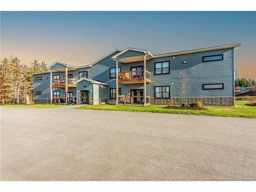 102-79 Mapleview Dr, Hampton, NB 