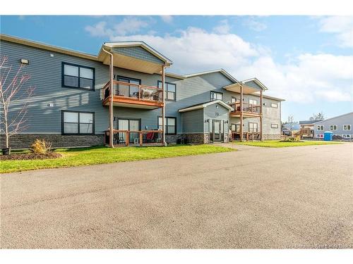 102-79 Mapleview Dr, Hampton, NB 