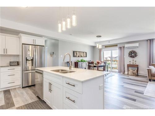 102-79 Mapleview Dr, Hampton, NB 