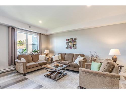 102-79 Mapleview Dr, Hampton, NB 