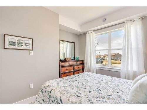 102-79 Mapleview Dr, Hampton, NB 