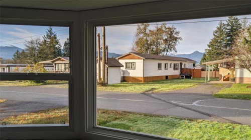 9-3216 Back Rd, Comox, BC 