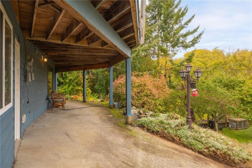 6869 Philip Rd, Lantzville, BC 