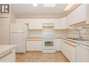 111 Harbourfront Drive Nw Unit# 47, Salmon Arm, BC  - Indoor Photo Showing Kitchen With Double Sink 