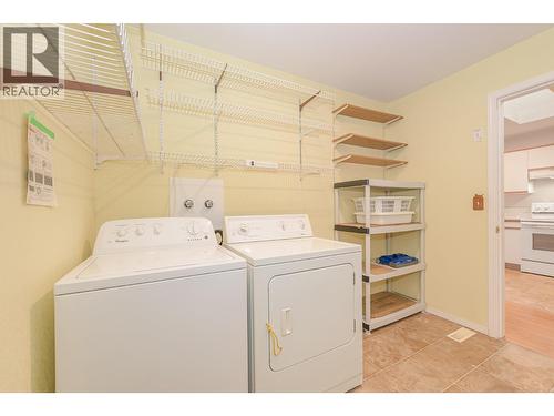 111 Harbourfront Drive Nw Unit# 47, Salmon Arm, BC - Indoor Photo Showing Laundry Room