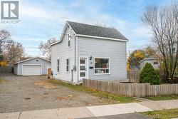 15 St. Georges AVE  Sault Ste. Marie, ON P6C 1B3