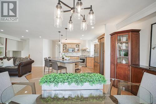 3143 Michael Crescent, Burlington, ON - Indoor Photo Showing Other Room