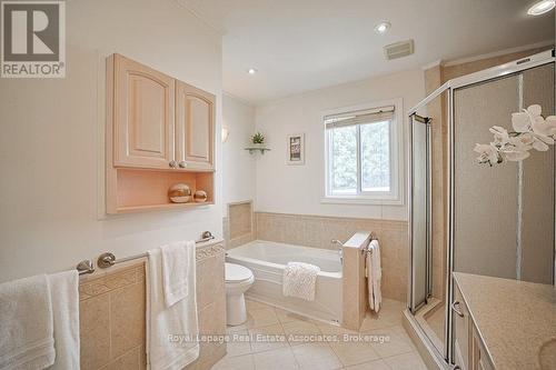 3143 Michael Crescent, Burlington, ON - Indoor Photo Showing Bathroom