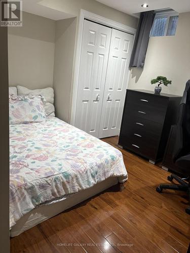 69 Crown Victoria Drive, Brampton, ON - Indoor Photo Showing Bedroom