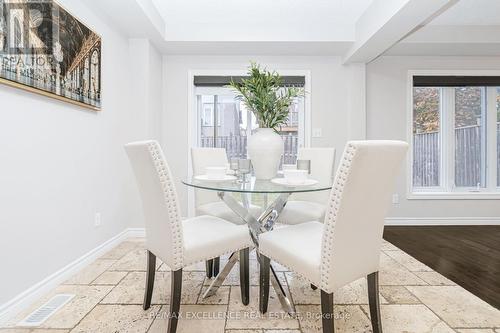 904 Frontenac Crescent, Woodstock, ON - Indoor Photo Showing Dining Room