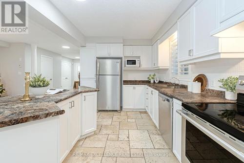 904 Frontenac Crescent, Woodstock, ON - Indoor Photo Showing Kitchen With Stainless Steel Kitchen With Upgraded Kitchen