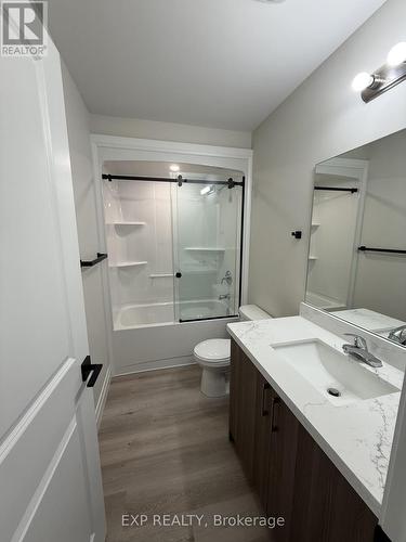13 Keystone Trail, Welland, ON - Indoor Photo Showing Bathroom