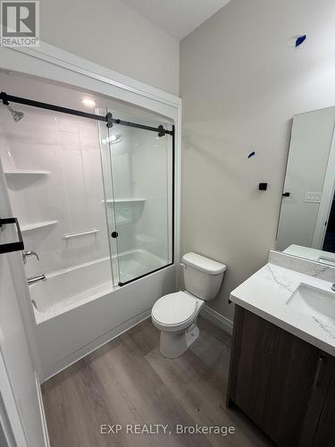13 Keystone Trail, Welland, ON - Indoor Photo Showing Bathroom