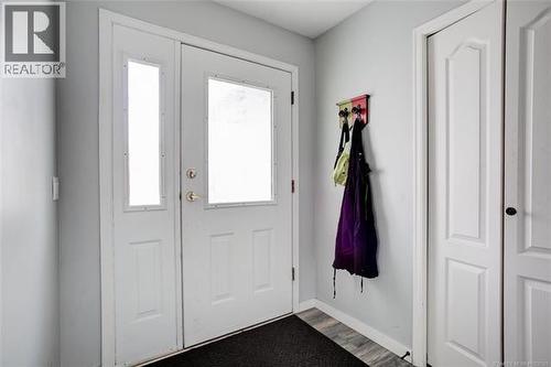 351 Phipps - 331-351 Phipps Crescent, Kelowna, BC - Indoor Photo Showing Other Room