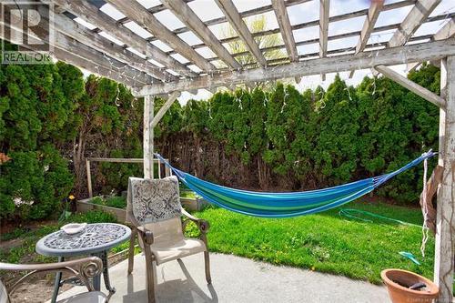 351 Phipps - 331-351 Phipps Crescent, Kelowna, BC - Outdoor