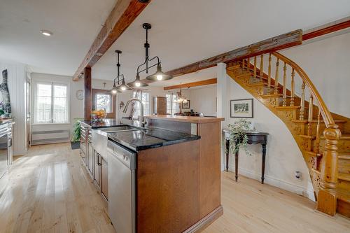 Cuisine - 212 Rue Dombourg, Neuville, QC - Indoor Photo Showing Kitchen With Double Sink