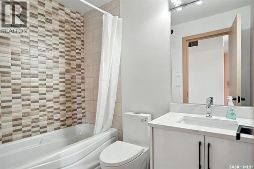 151 1509 Richardson Road, Saskatoon, SK - Indoor Photo Showing Bathroom