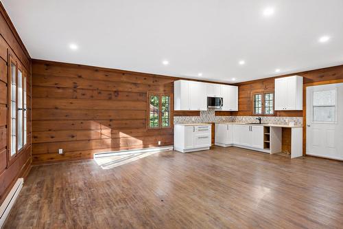 Overall view - 1334  - 1336 Boul. Du Boisé, La Conception, QC - Indoor Photo Showing Kitchen