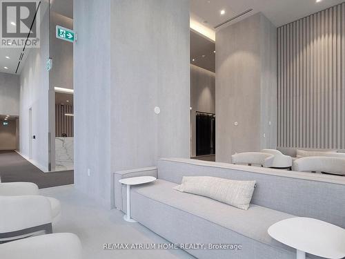 4605 - 55 Cooper Street, Toronto, ON - Indoor